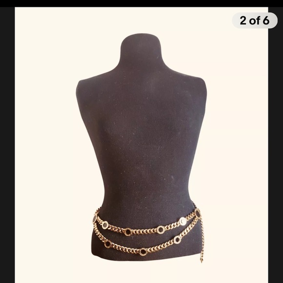 ST. JOHN GOLD & BLACK ENAMEL MEDALLION MONOGRAM CHAIN BELT - Picture 7 of 10